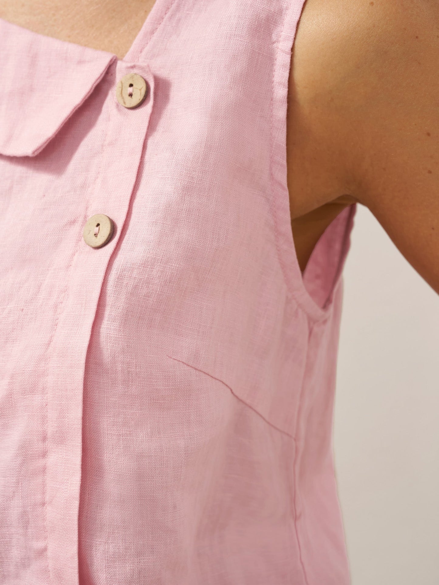 100% Linen Sleeveless Crescent Collar Top KARA