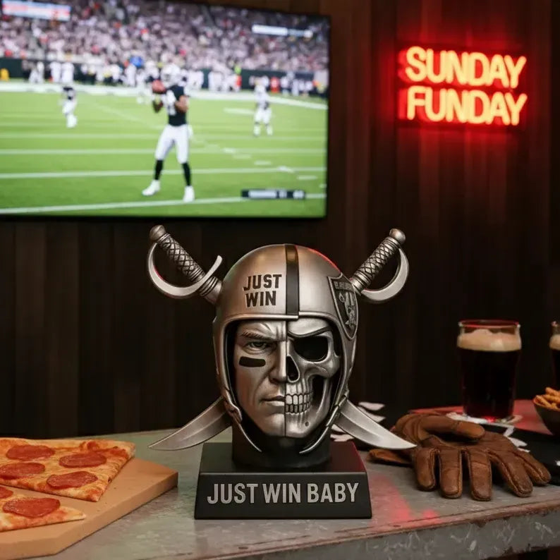 🏴 Las Vegas Raiders Skull Helmet Display Model